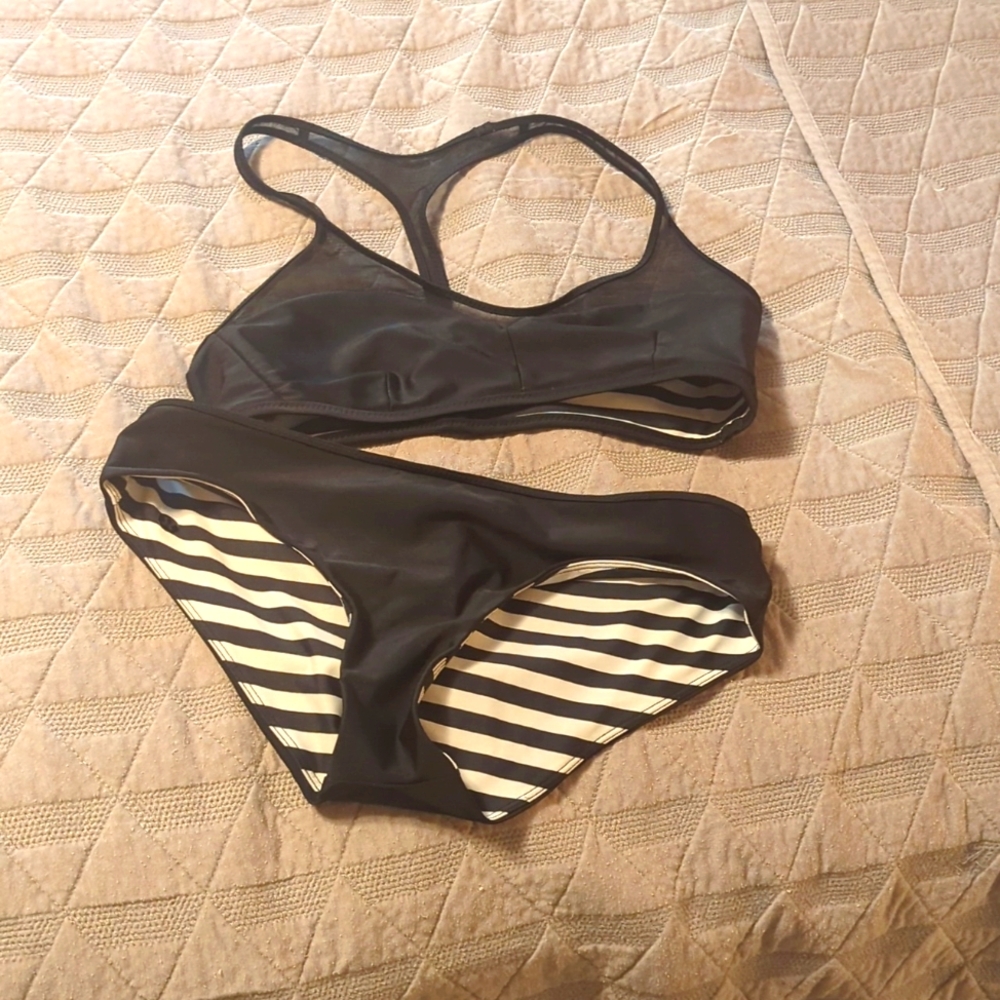 Lululemon reversible bikini